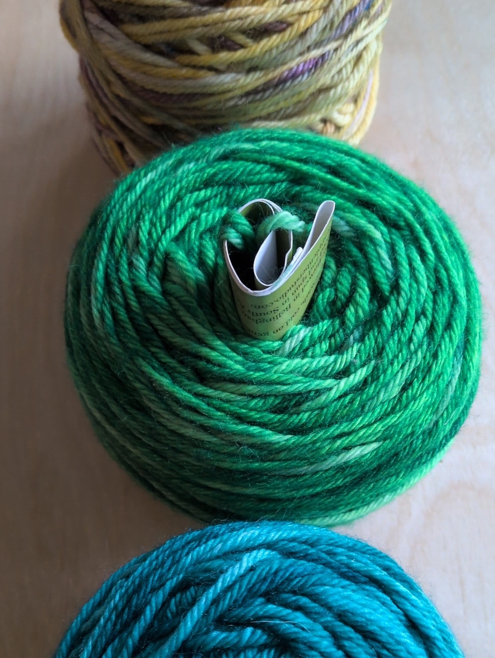Apple Fiber Studio  Hand-Dyed Yarn Worsted Weight- 4 Partial Skeins De-stash - Picture 8 of 9